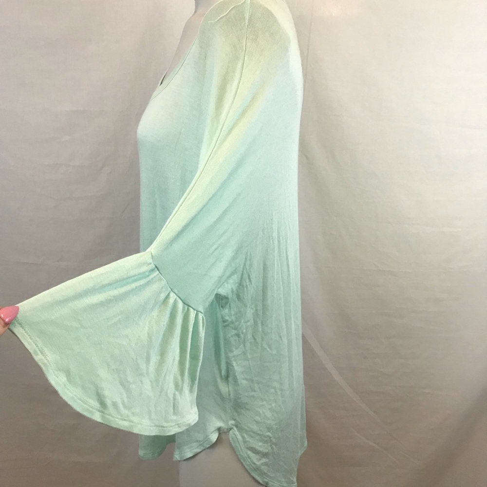Mint Babydoll 3/4 Bell Sleeve Top - Picture 5 of 9